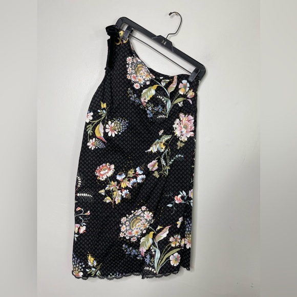 Antropologie’s Maeve Black One Shoulder Textured Cotton Floral Stud Mini Dress 8 - Picture 2 of 11